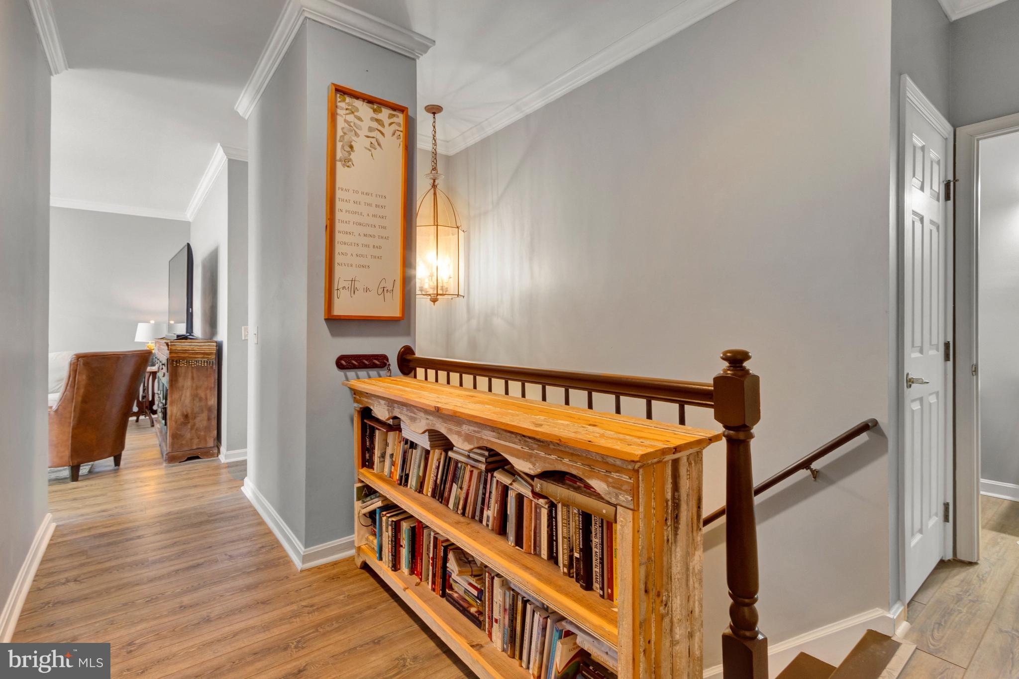 HIGH VIEW - Residential