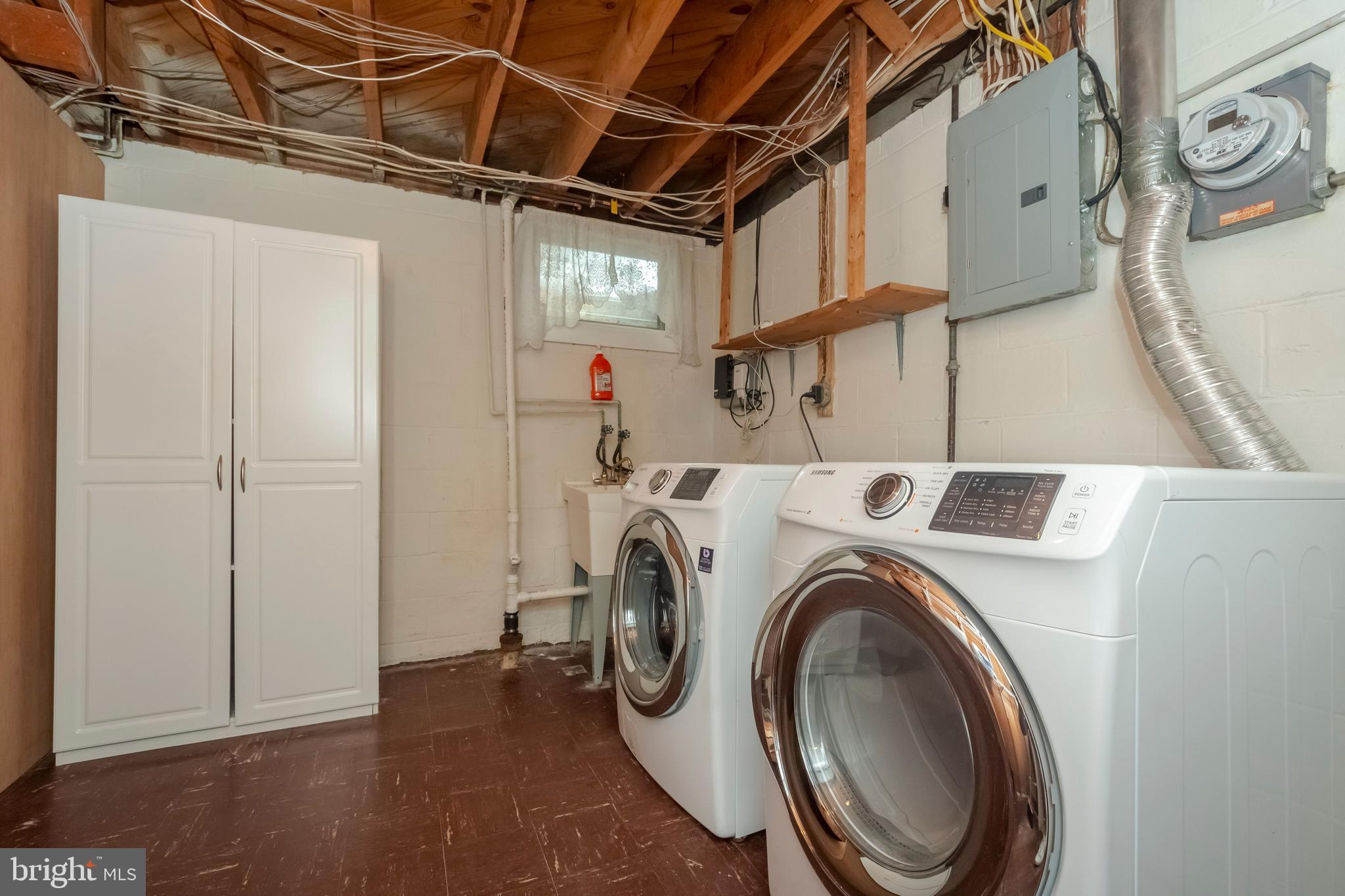 ROCKWELL - Residential