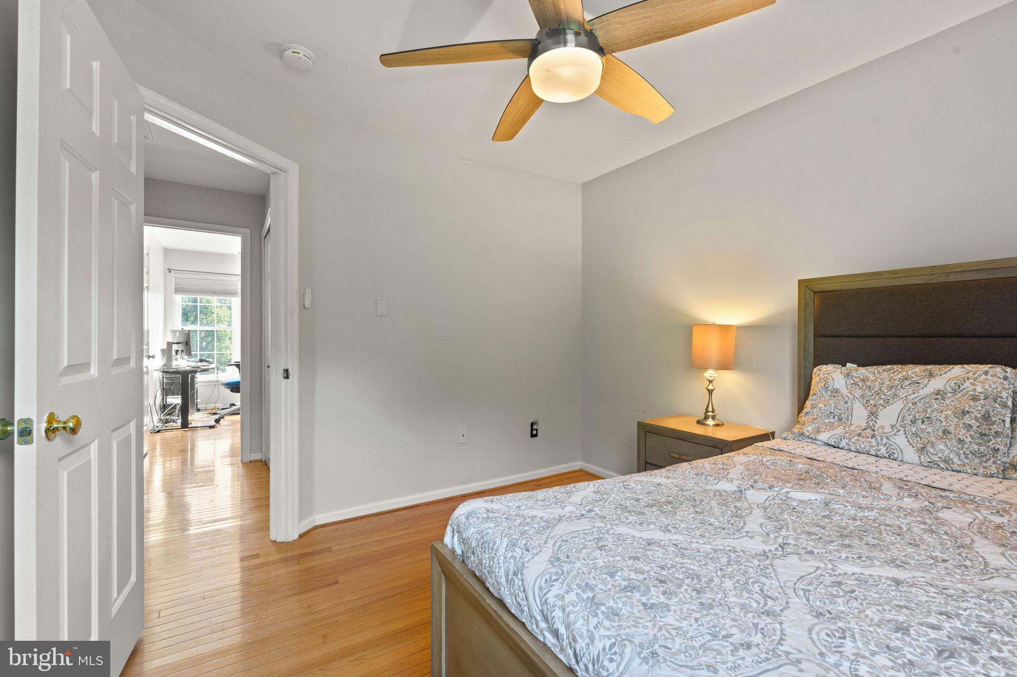 WILLIAMS KNOLL - Residential