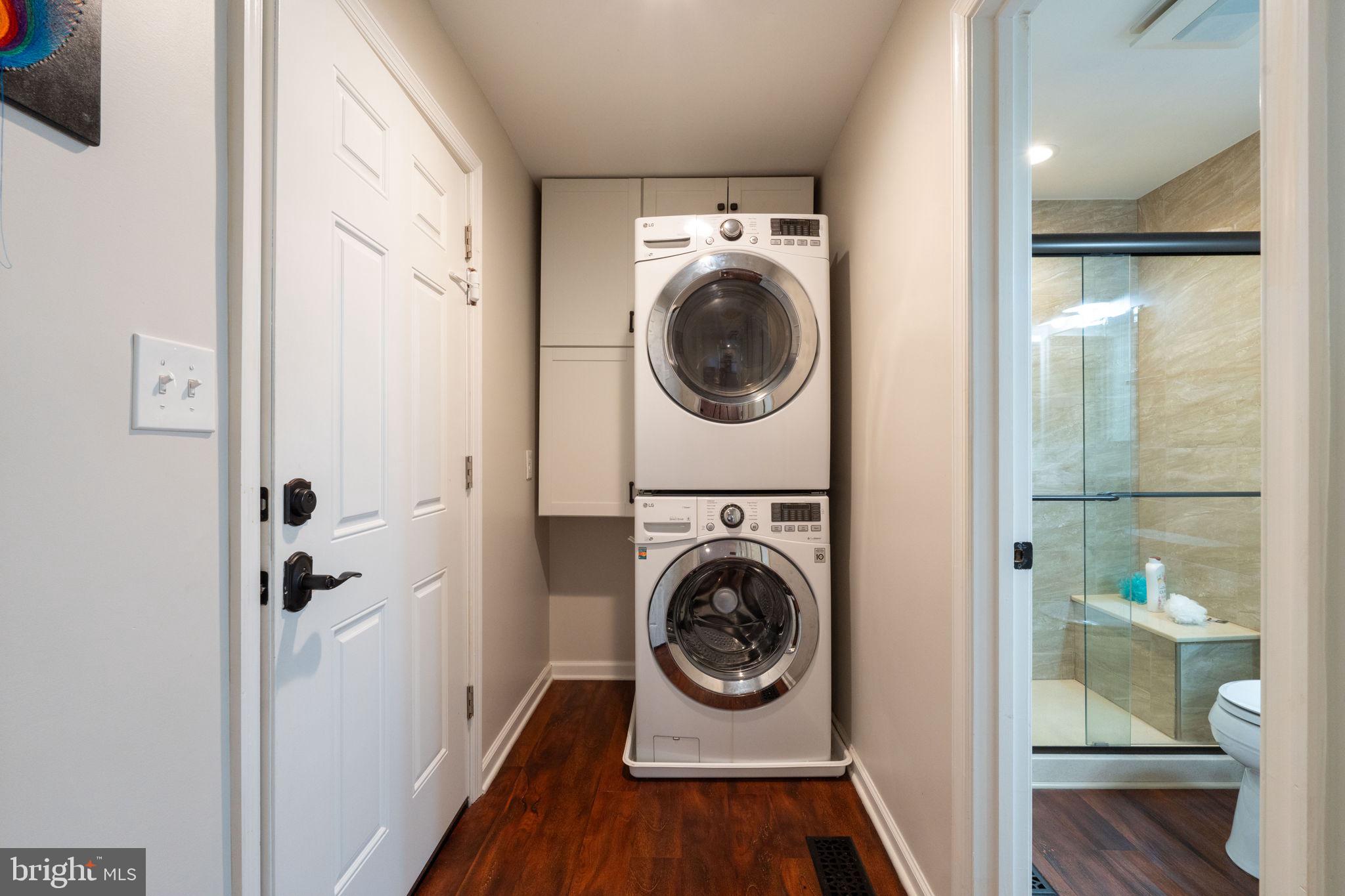 WILLIAMS KNOLL - Residential