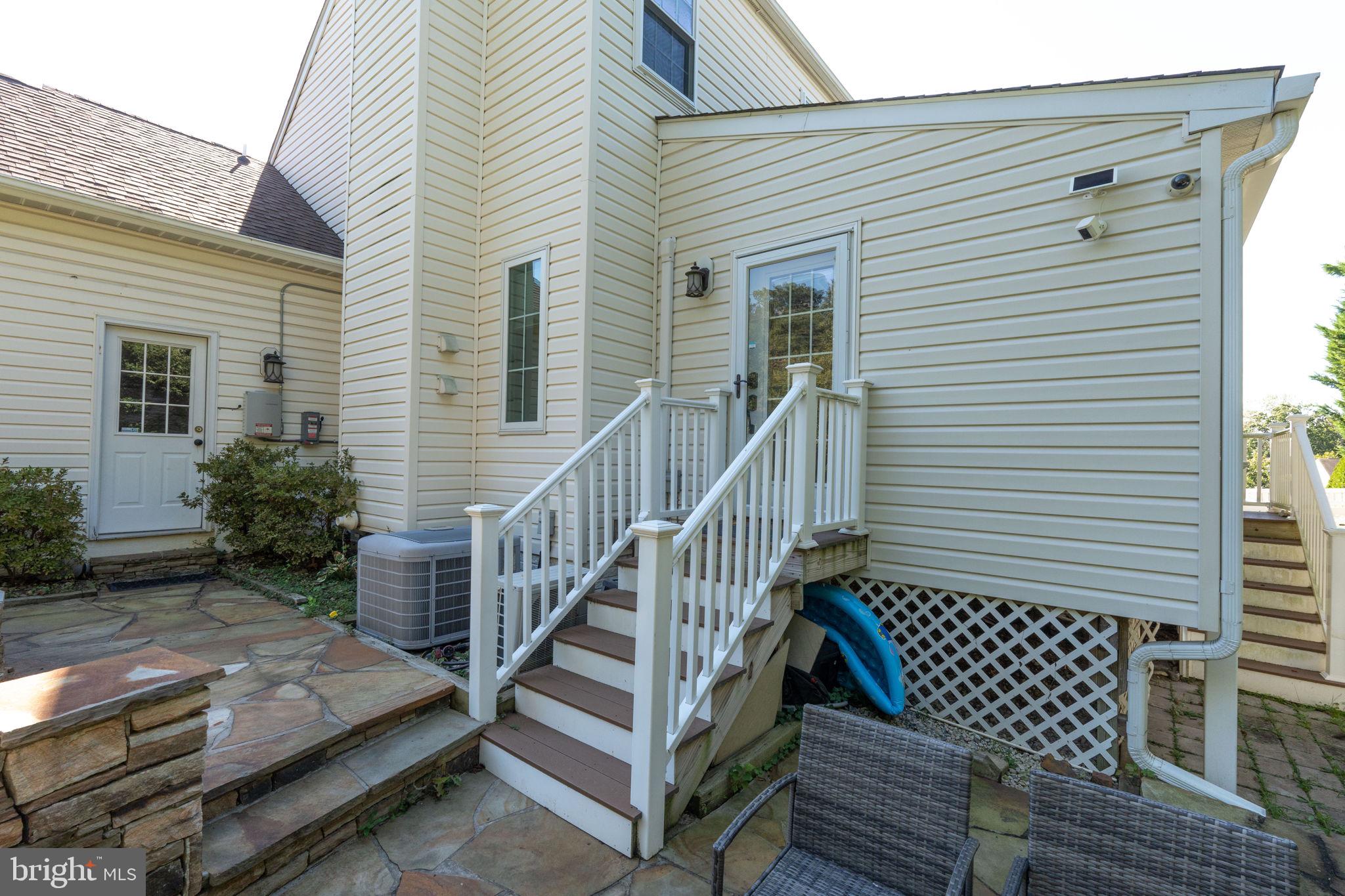 WILLIAMS KNOLL - Residential