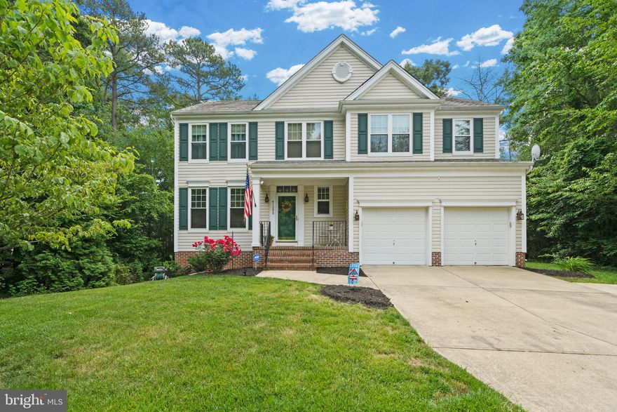 This Beautiful 4 bedroom 3.5 bath home is located in the sought after neighborhood of Singletree. This home as many upgrades, Kitchen has upgraded Granite Counter tops and Hardwood flooring,  large living room, Separate dining room , Family room has a gas fireplace, just off the kitchen walk out to a awesome deck for entertaining.  Finished rec room with full bath and a extra room in basement for a office/ work out room, hardwood floors in basement, large owner suite with walk - in closet, large owners bath with Soaking tub, Laundry room on 2nd floor, 2 car garage, alarm system, gas heat to the first floor and basement. Schedule your appointment today, wont last long!!!!