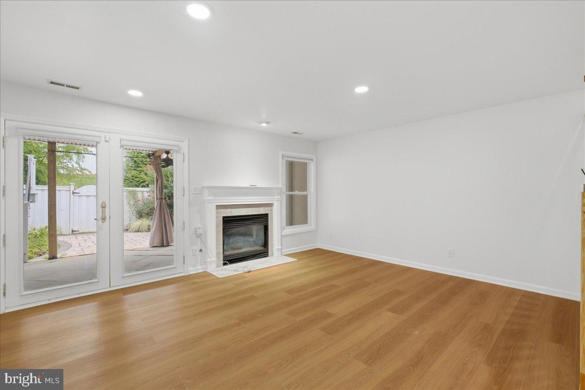 4018 DOGBERRY LANE