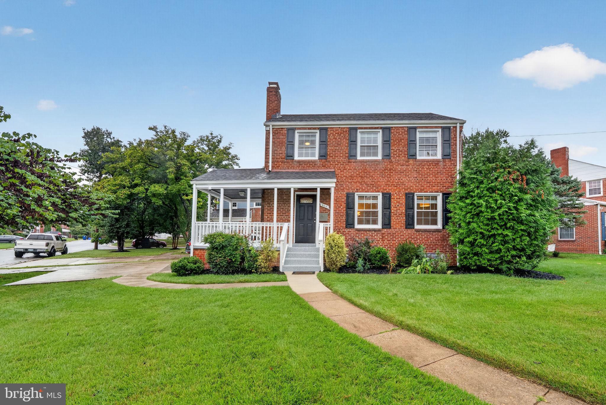 406 GILMOURE DRIVE