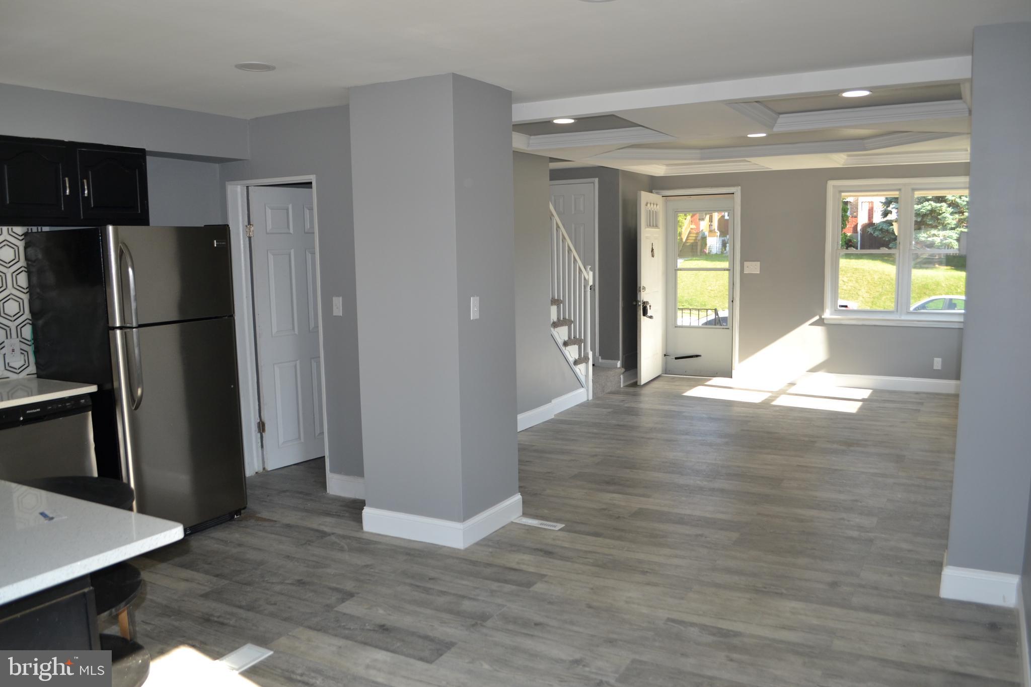 BEVERLY HILLS - Residential Lease