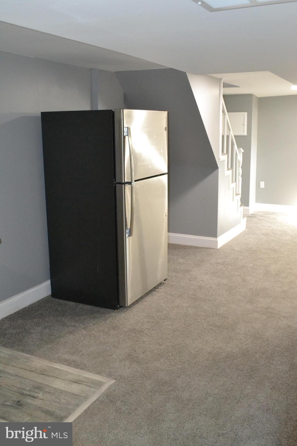 BEVERLY HILLS - Residential Lease