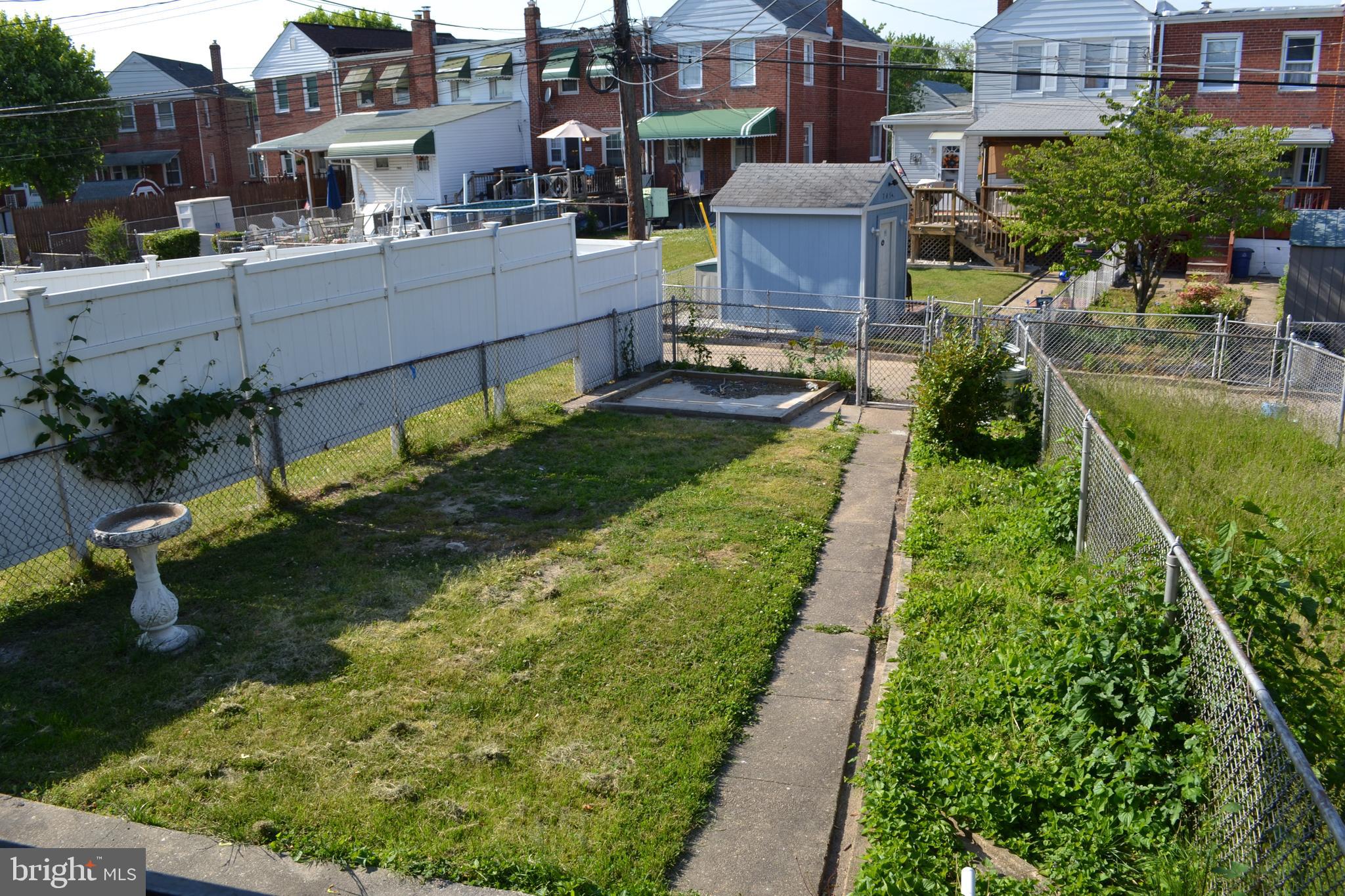 BEVERLY HILLS - Residential Lease