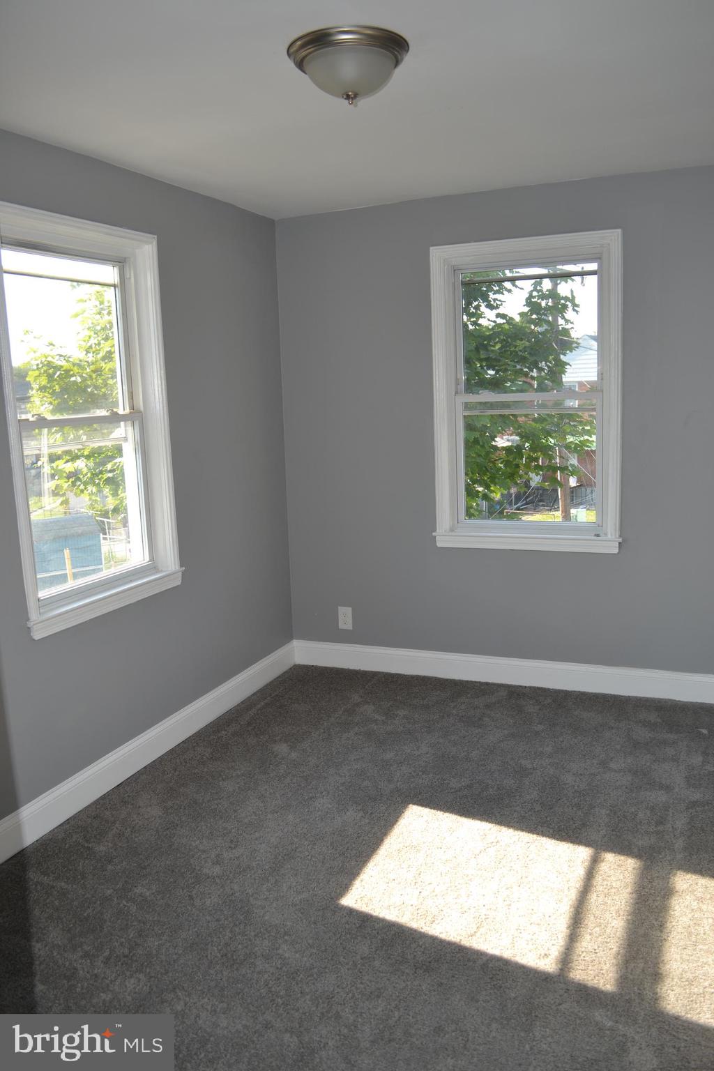 BEVERLY HILLS - Residential Lease