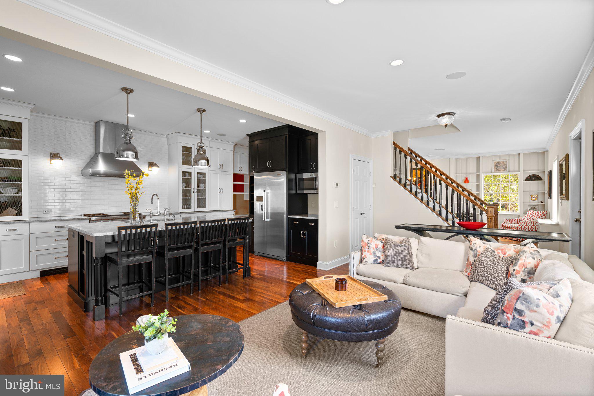 ROUND BAY - Residential