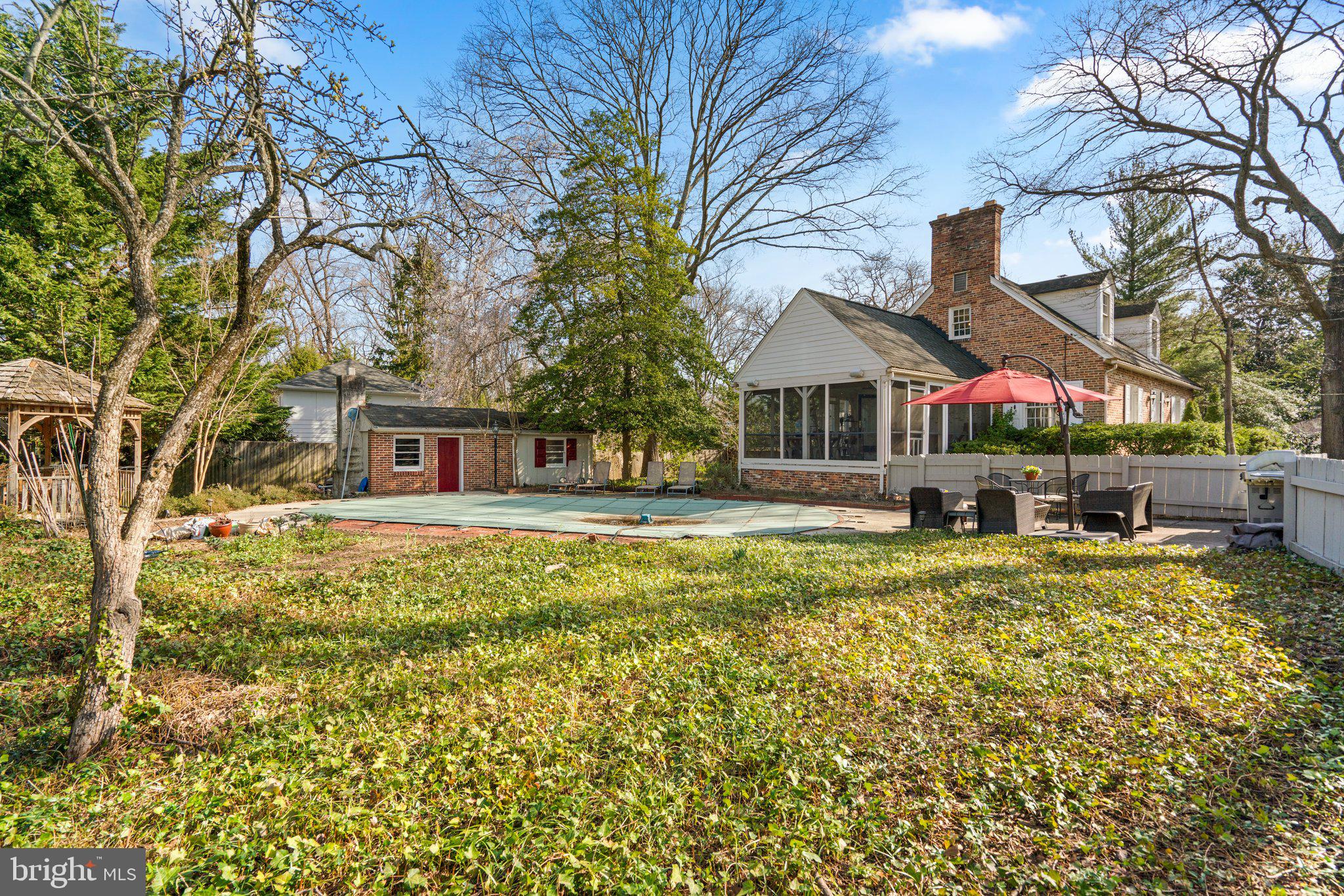 ROUND BAY - Residential