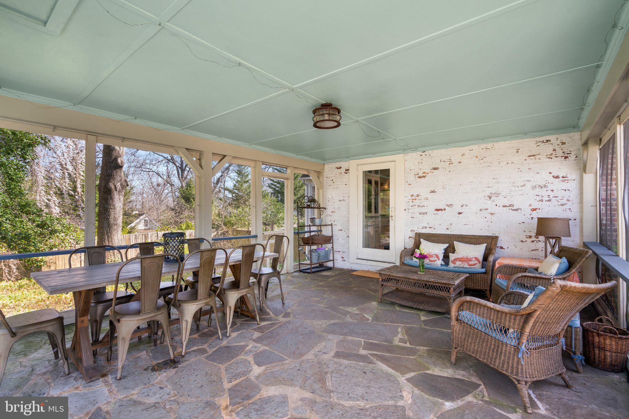 ROUND BAY - Residential