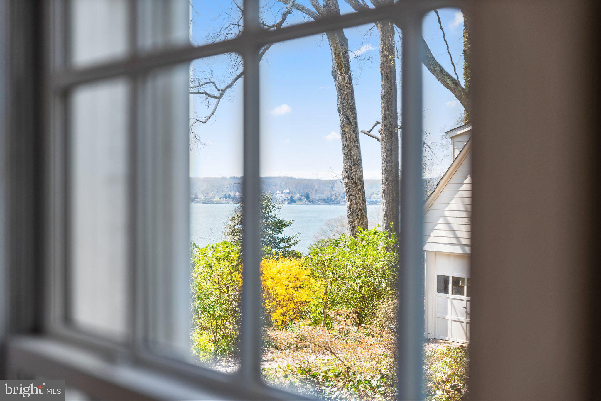 ROUND BAY - Residential