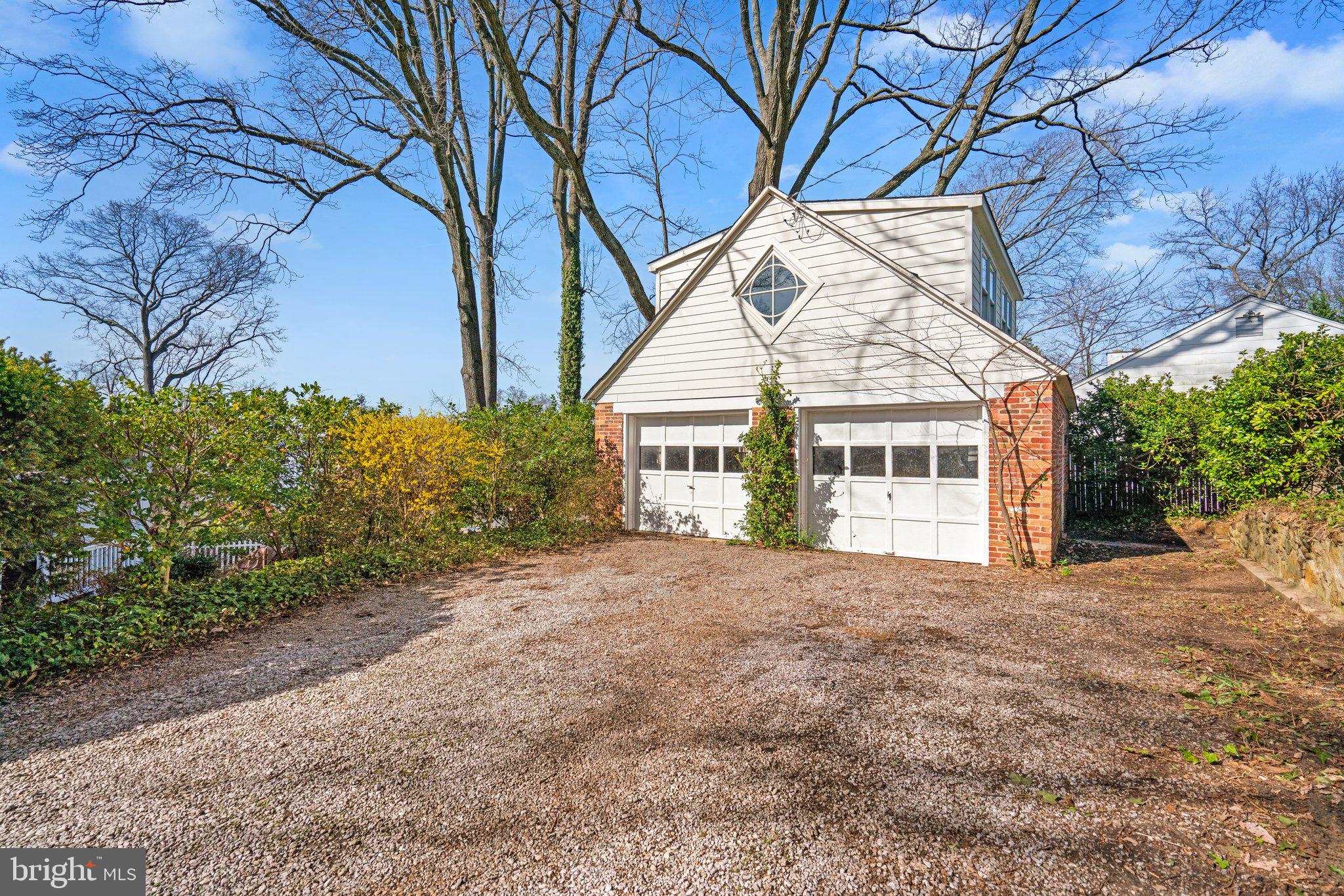 ROUND BAY - Residential