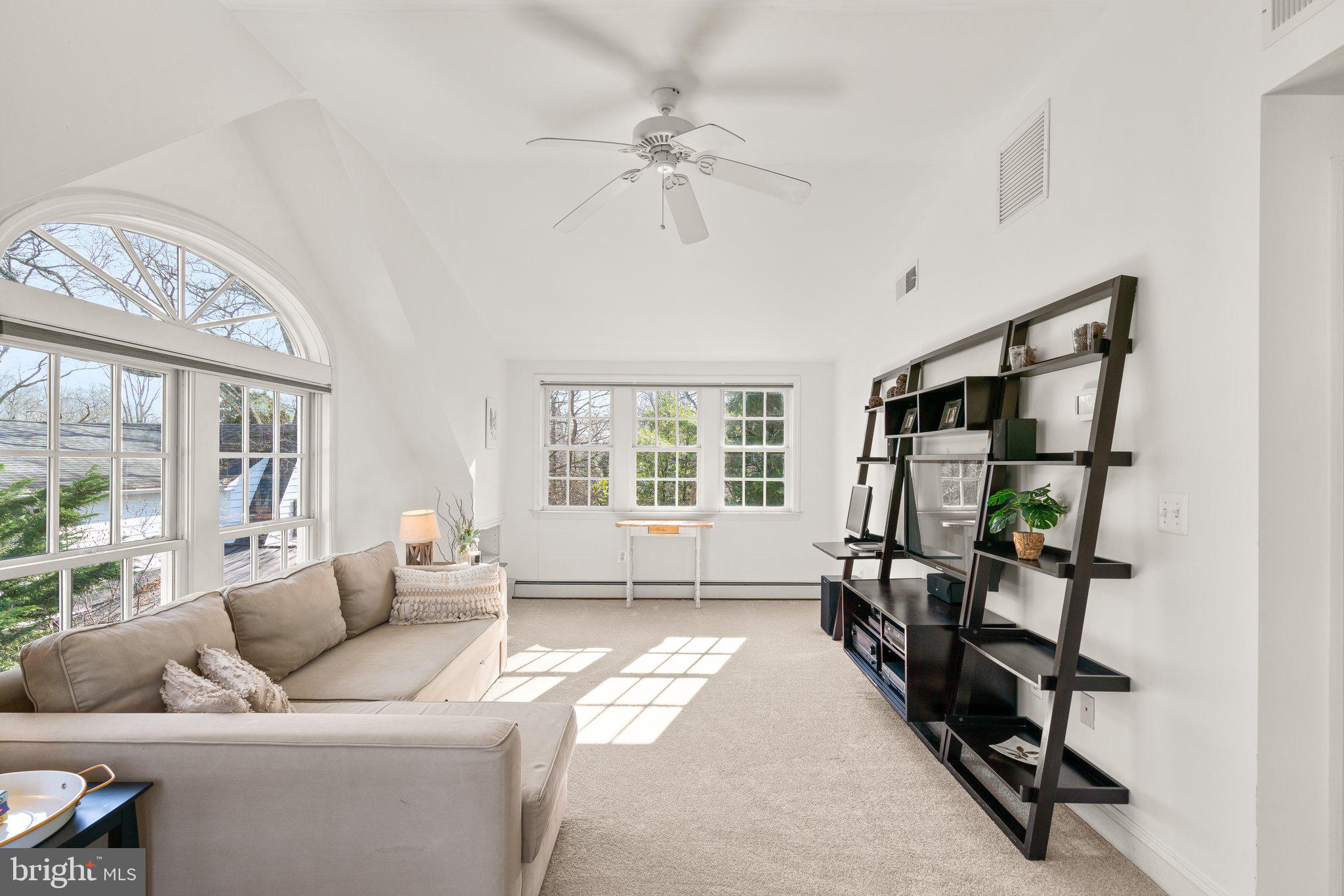 ROUND BAY - Residential