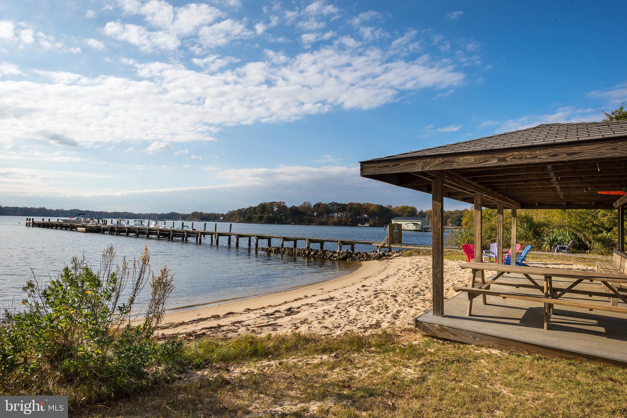 ROUND BAY - Residential