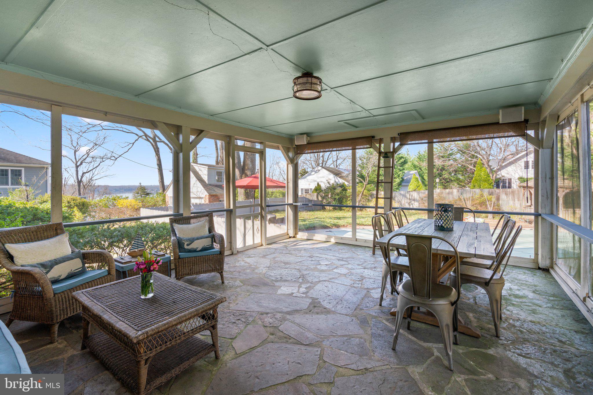 ROUND BAY - Residential