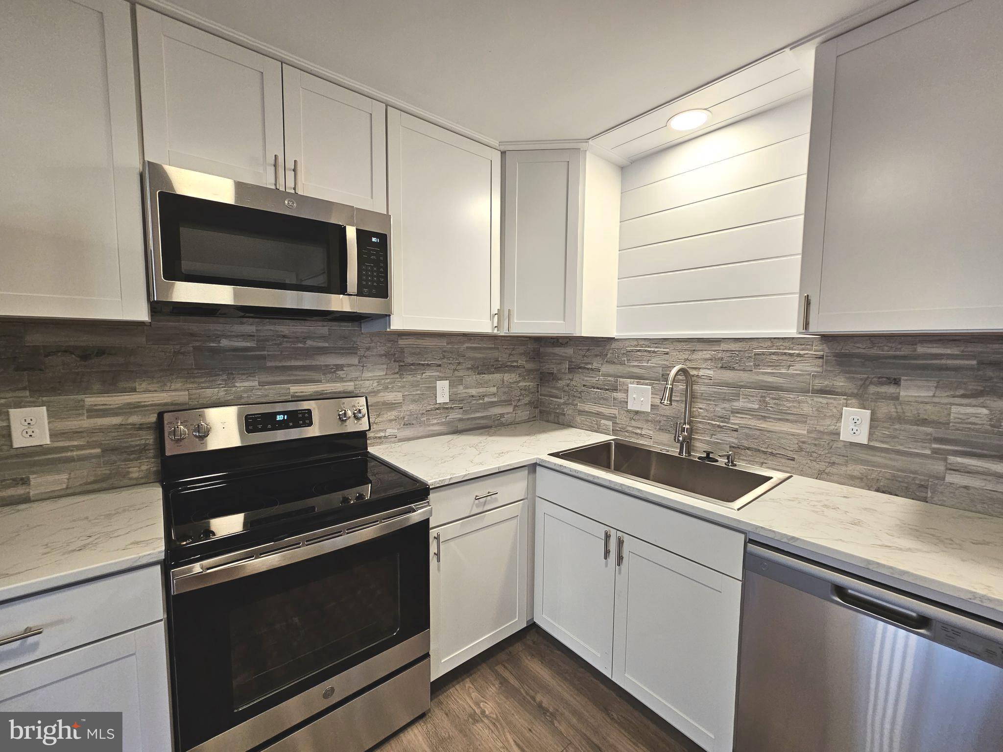 WOODCREST - Residential