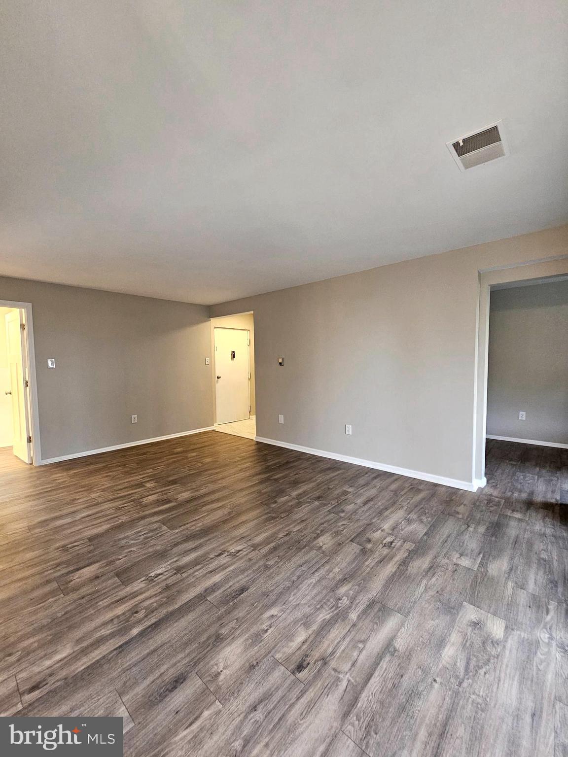 WOODCREST - Residential