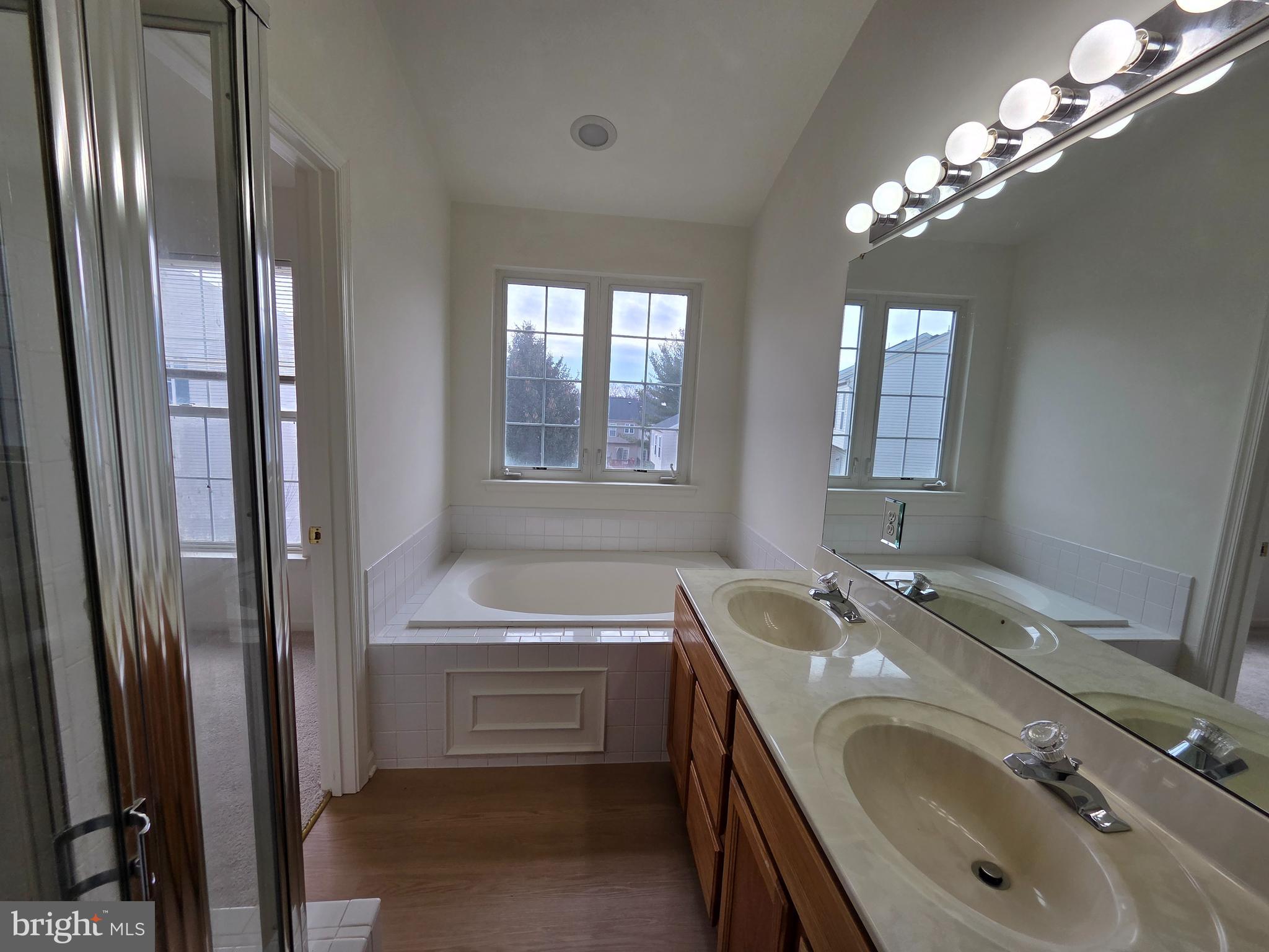 CLOVERLEAF TOWNHOMES - Residential