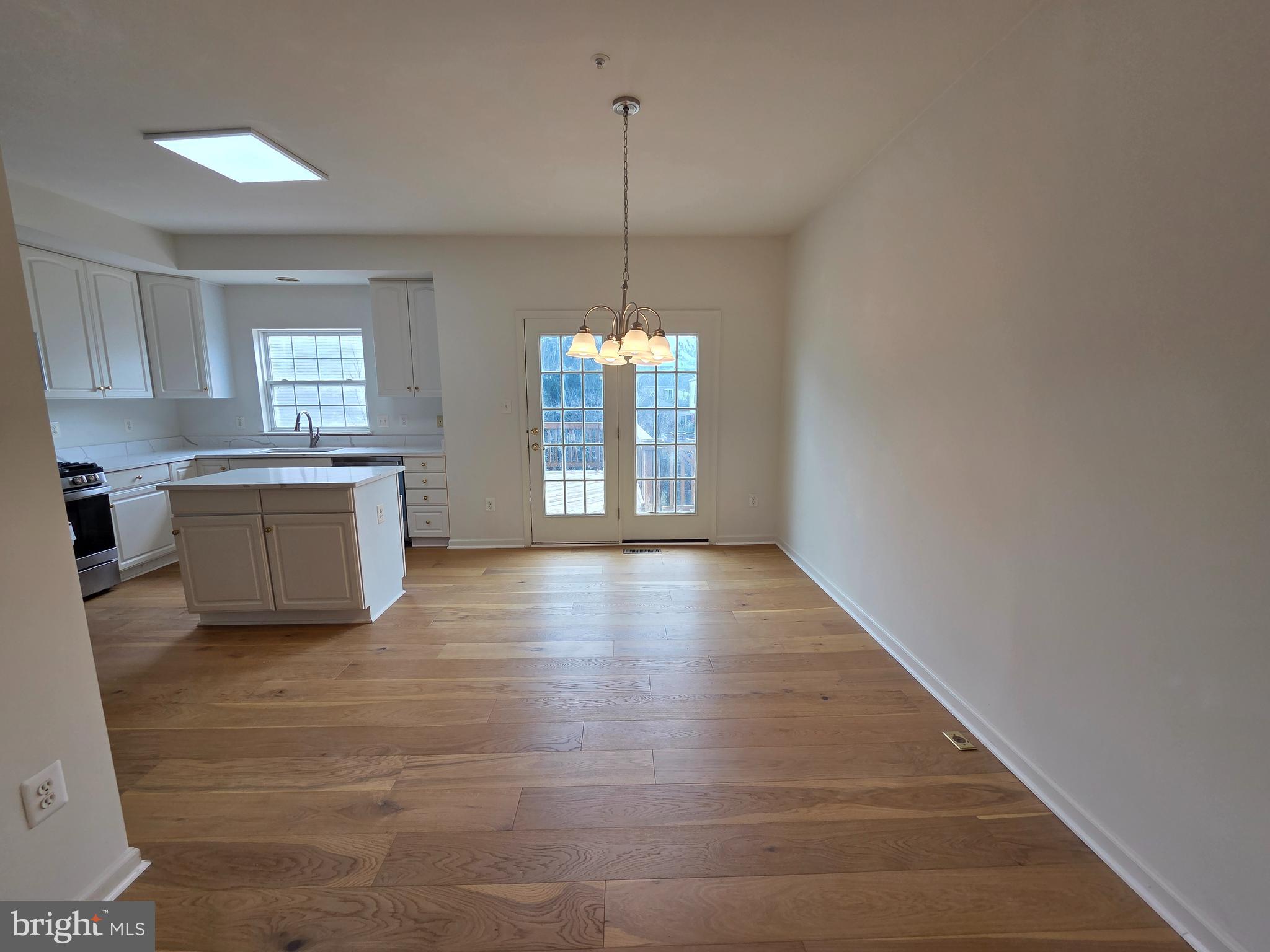 CLOVERLEAF TOWNHOMES - Residential