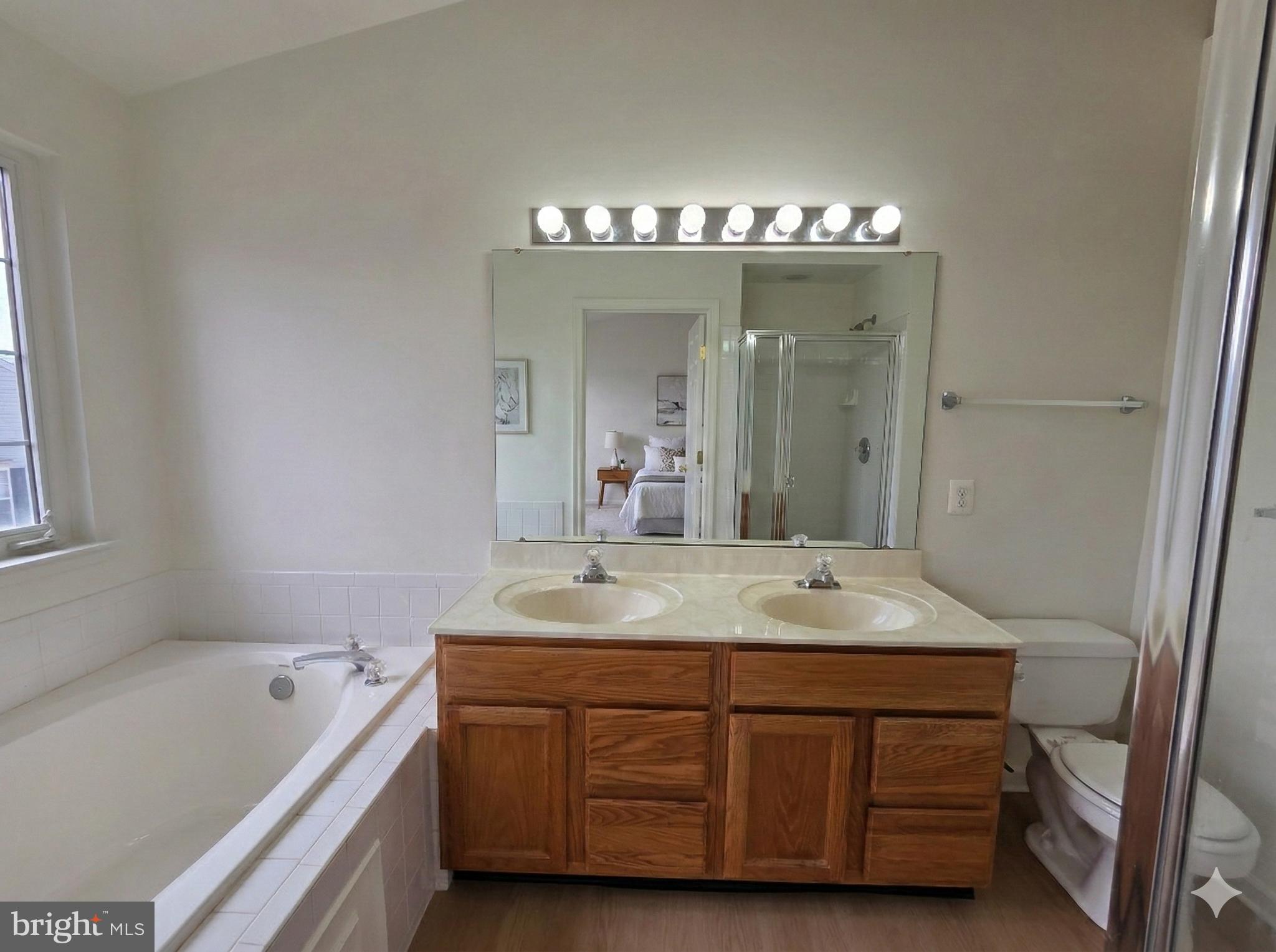 CLOVERLEAF TOWNHOMES - Residential