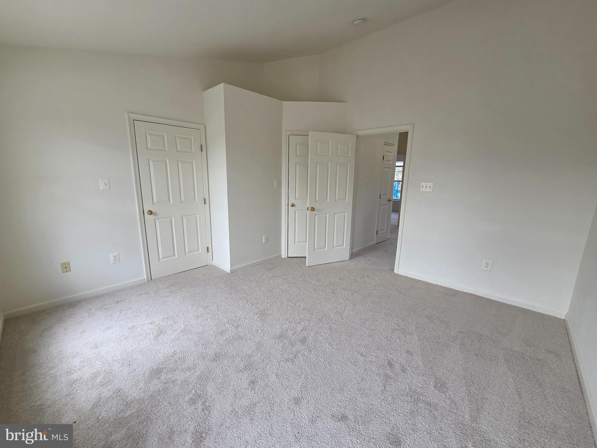 CLOVERLEAF TOWNHOMES - Residential