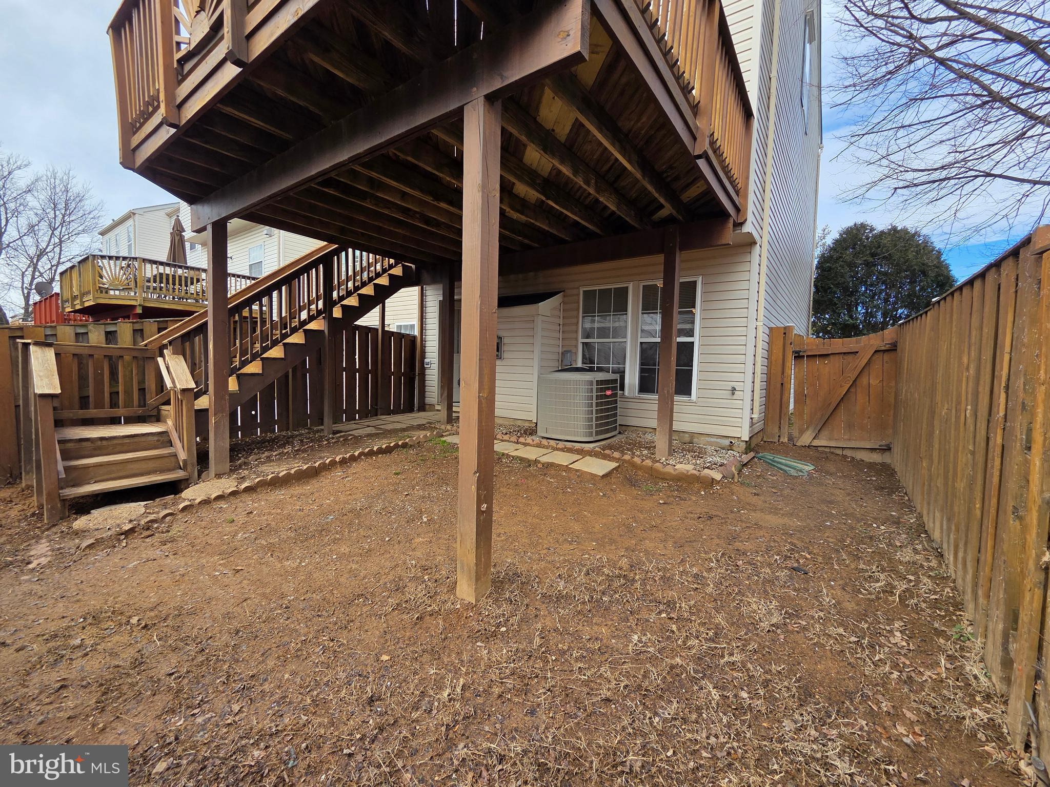 CLOVERLEAF TOWNHOMES - Residential