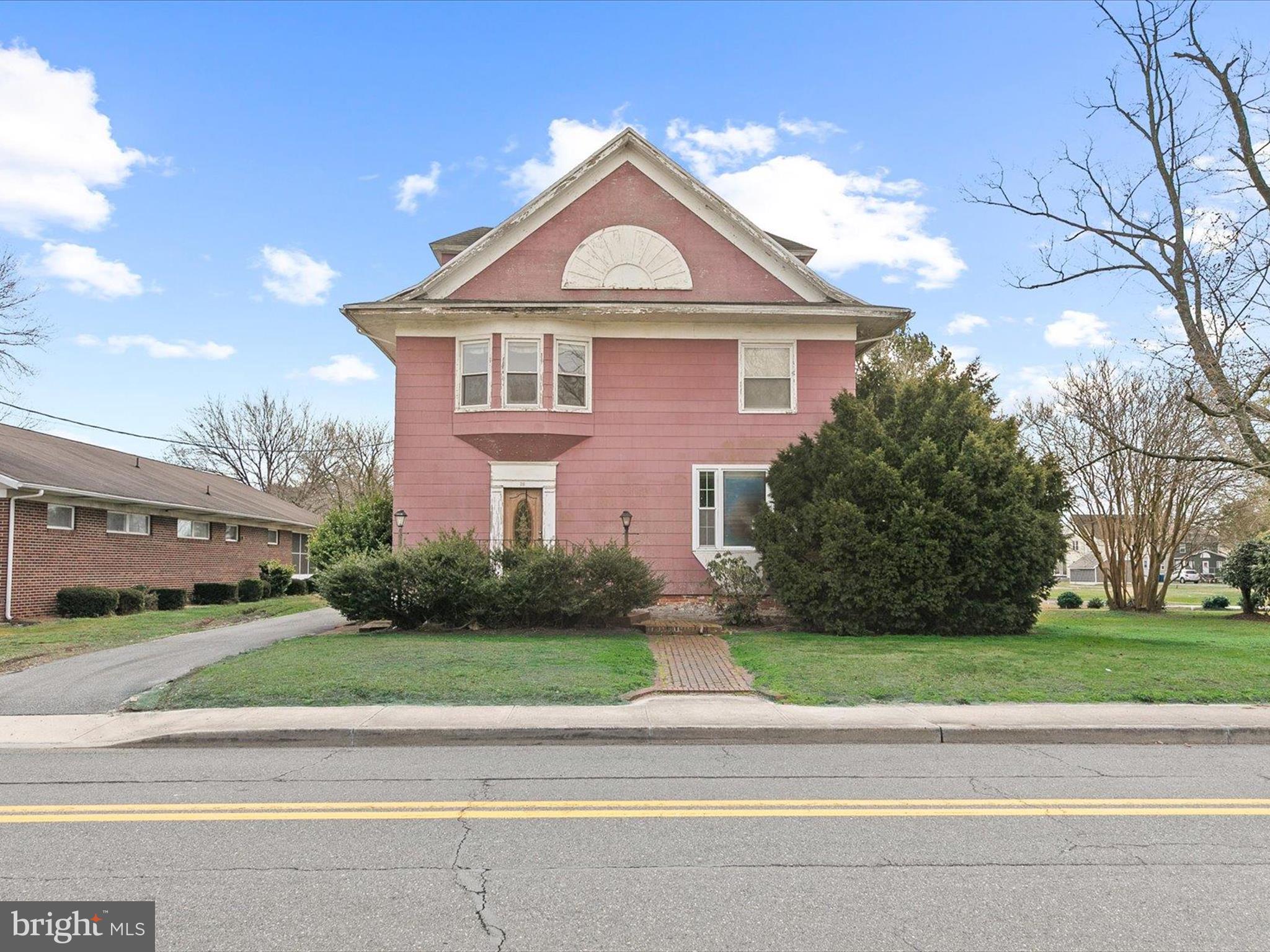 36 W CHURCH STREET