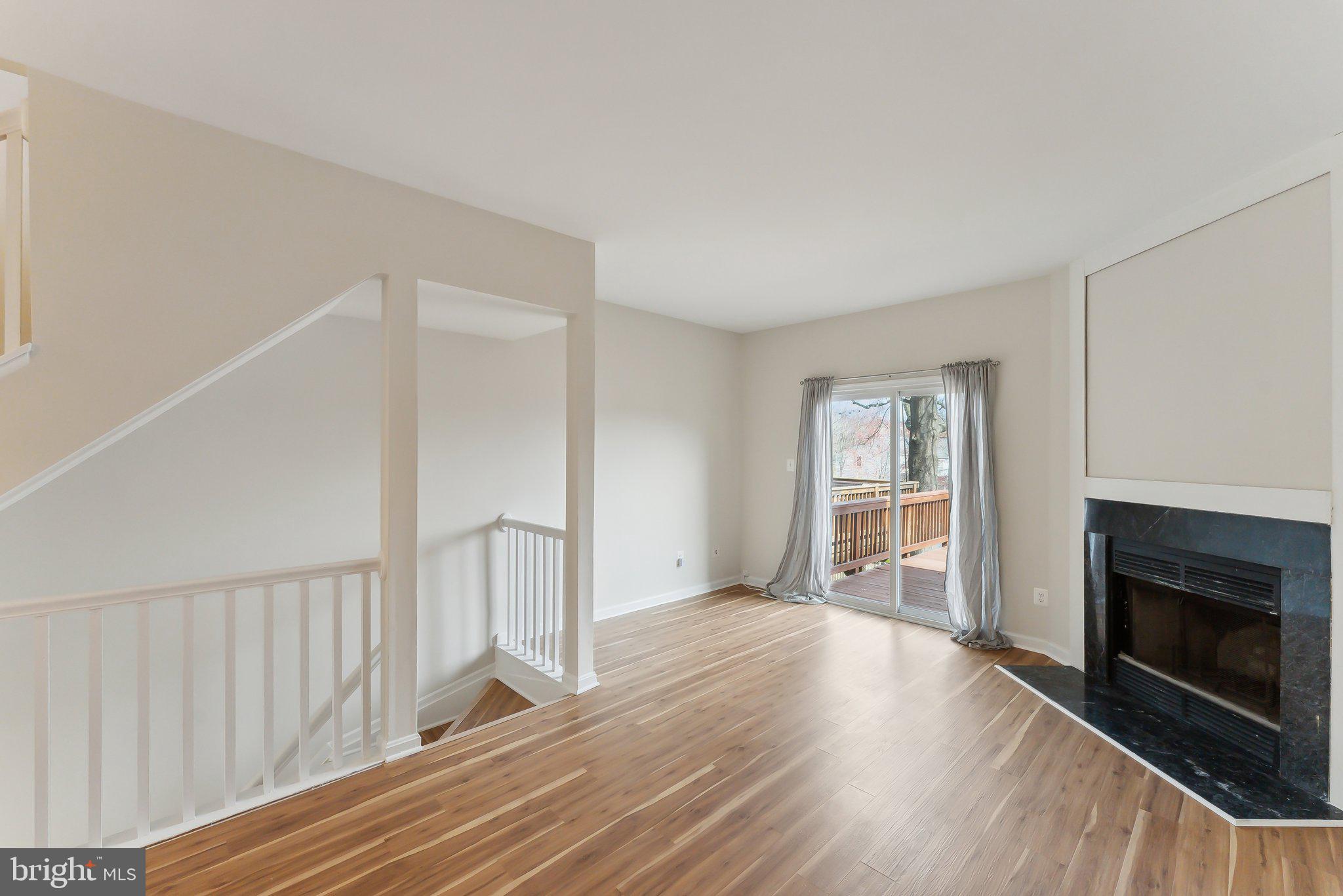 KINGSTOWNE - Residential Lease