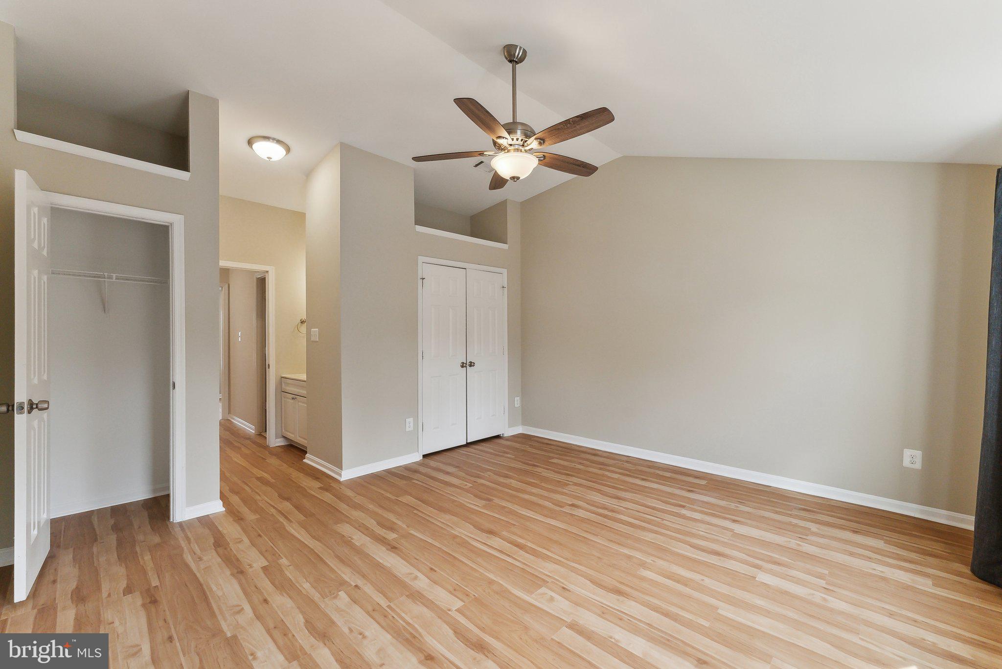 KINGSTOWNE - Residential Lease