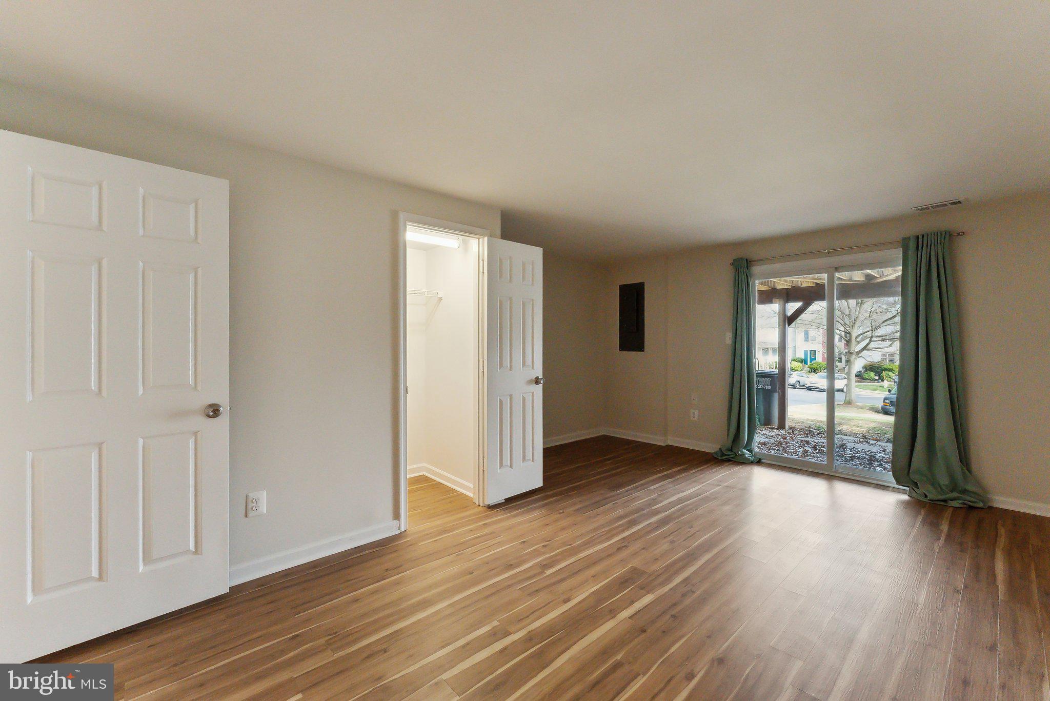 KINGSTOWNE - Residential Lease