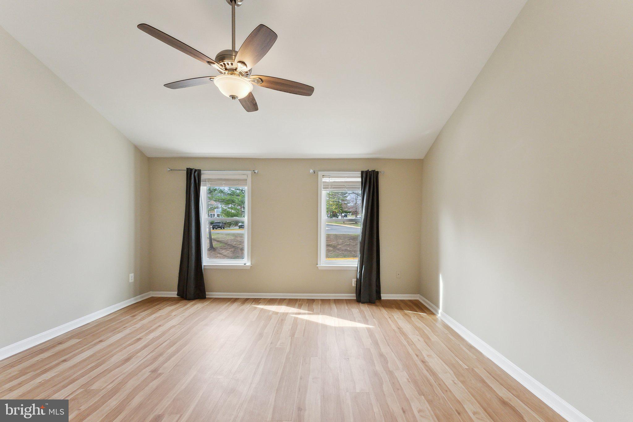 KINGSTOWNE - Residential Lease