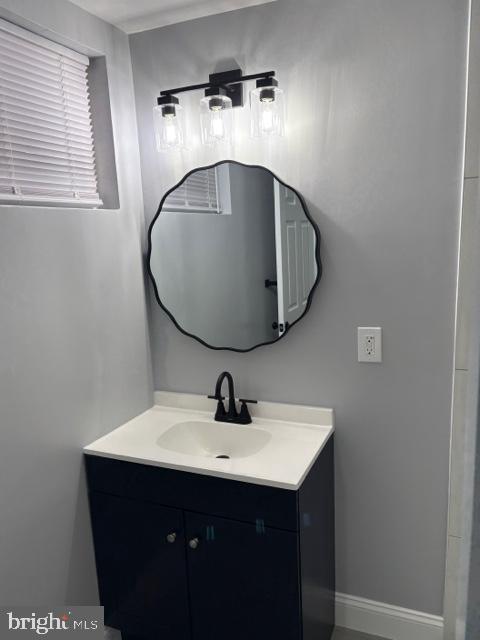 CHRIS MAR MANOR - Residential