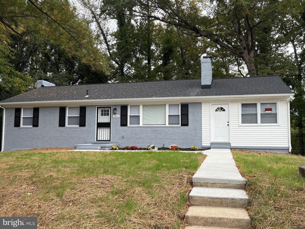Photo of 5801 San Juan Drive, CLINTON, MD 20735 (MLS # MDPG2179998)