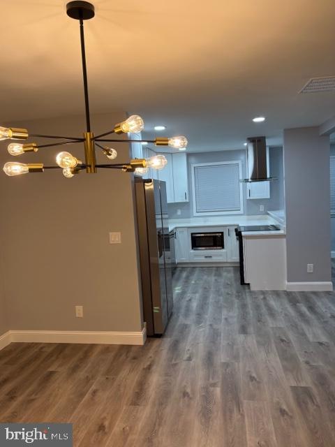 CHRIS MAR MANOR - Residential