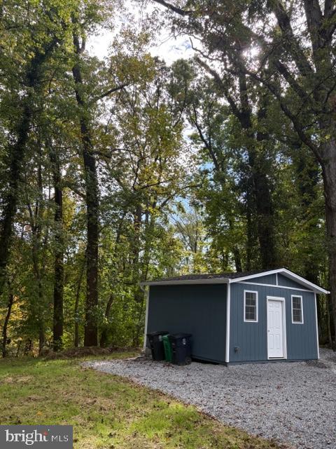 CHRIS MAR MANOR - Residential