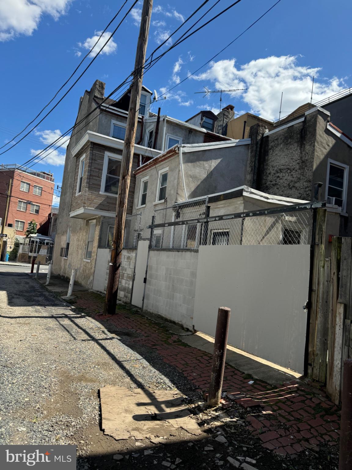 332 N 10TH STREET