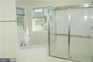 COPPERMINE CROSSING - Residential Lease