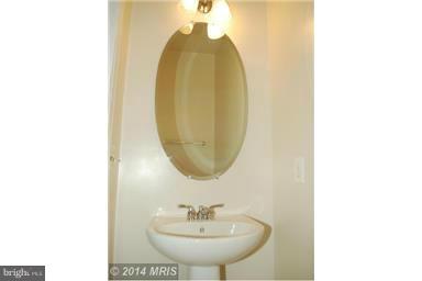 COPPERMINE CROSSING - Residential Lease