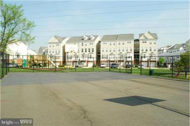 COPPERMINE CROSSING - Residential Lease
