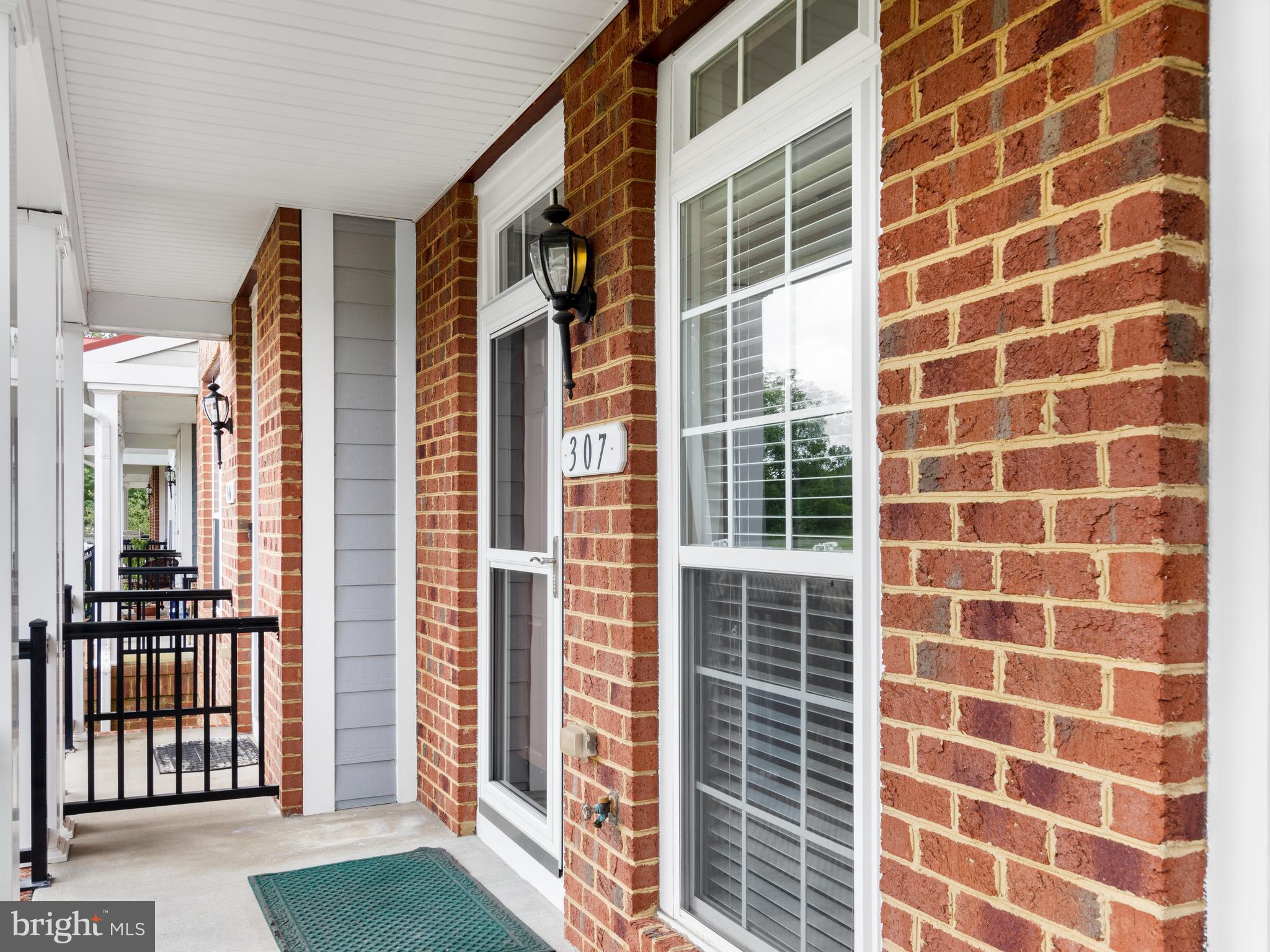 300 DIXON STREET 307