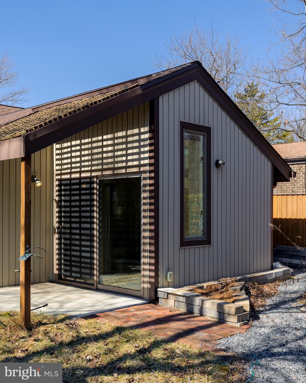 LONG REACH - Residential