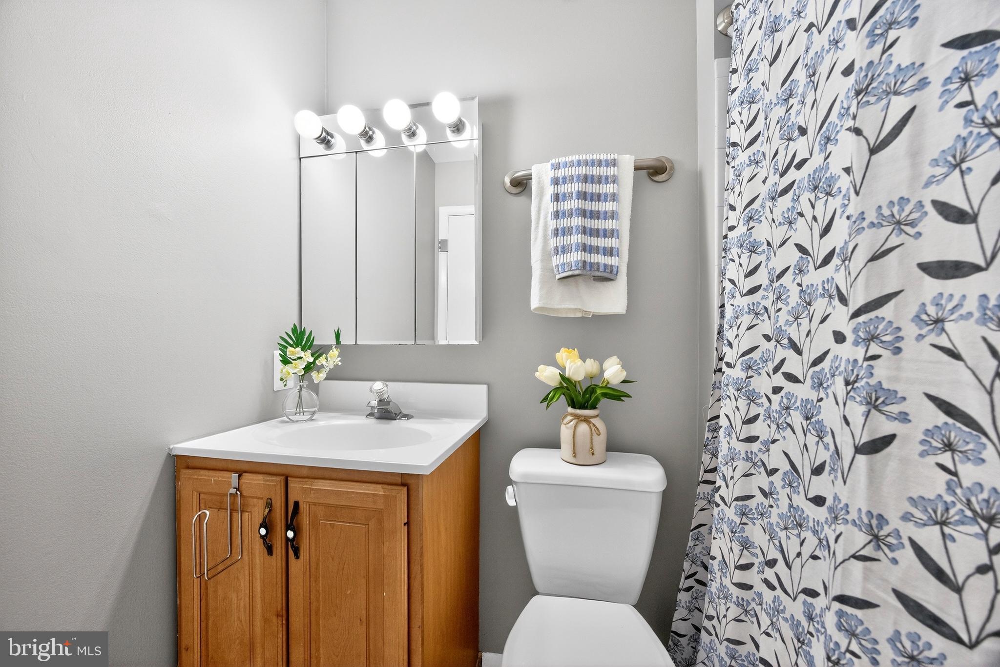 LONG REACH - Residential