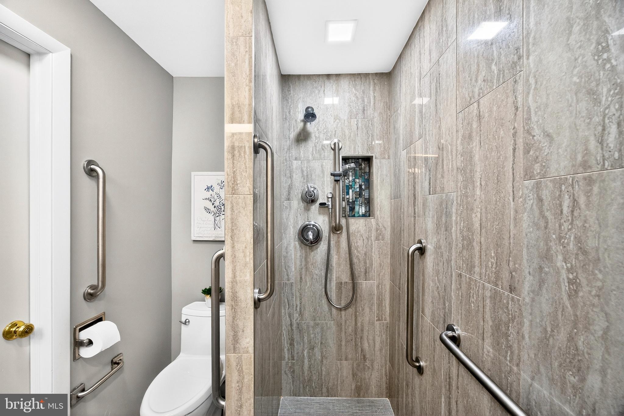 LONG REACH - Residential