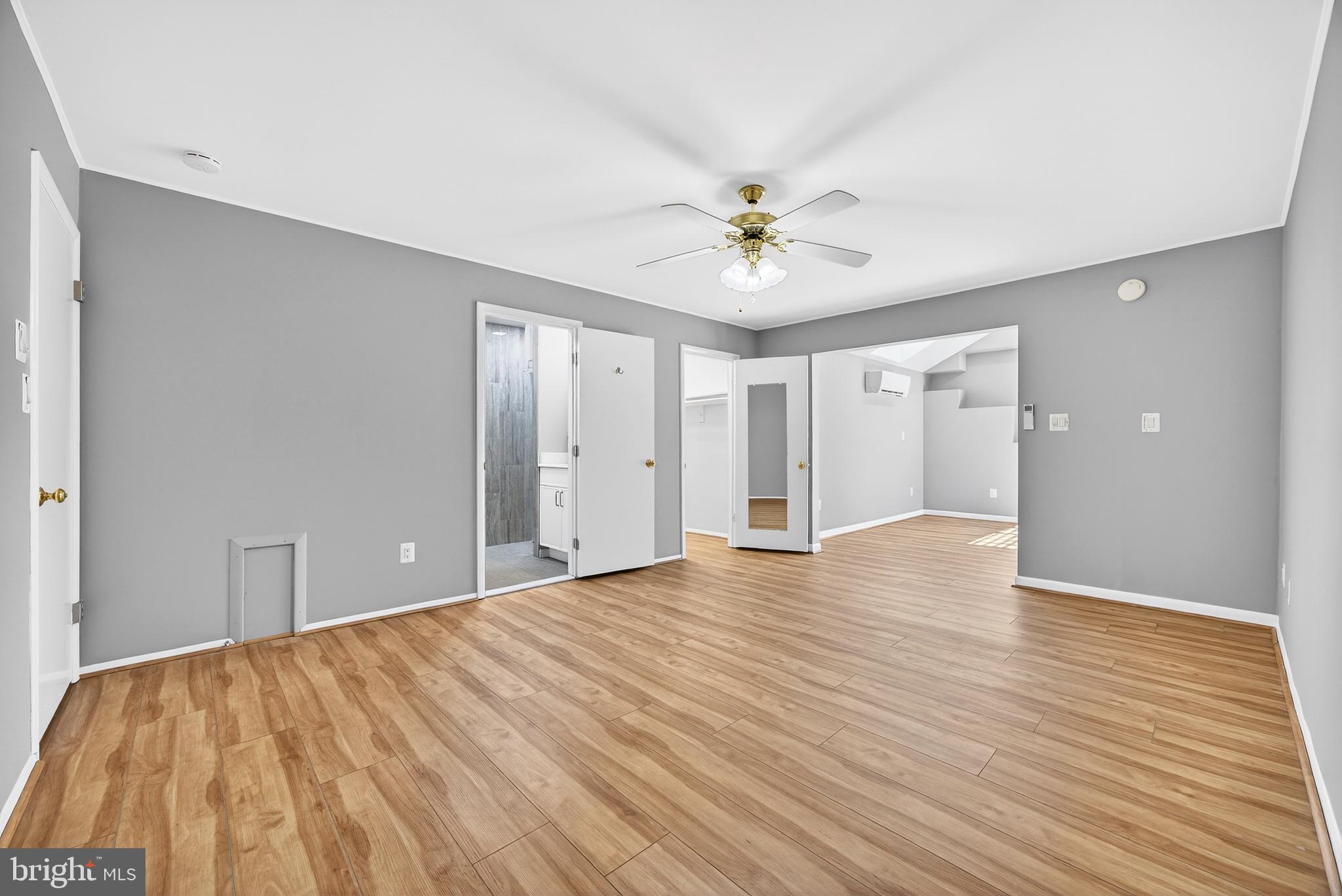 LONG REACH - Residential