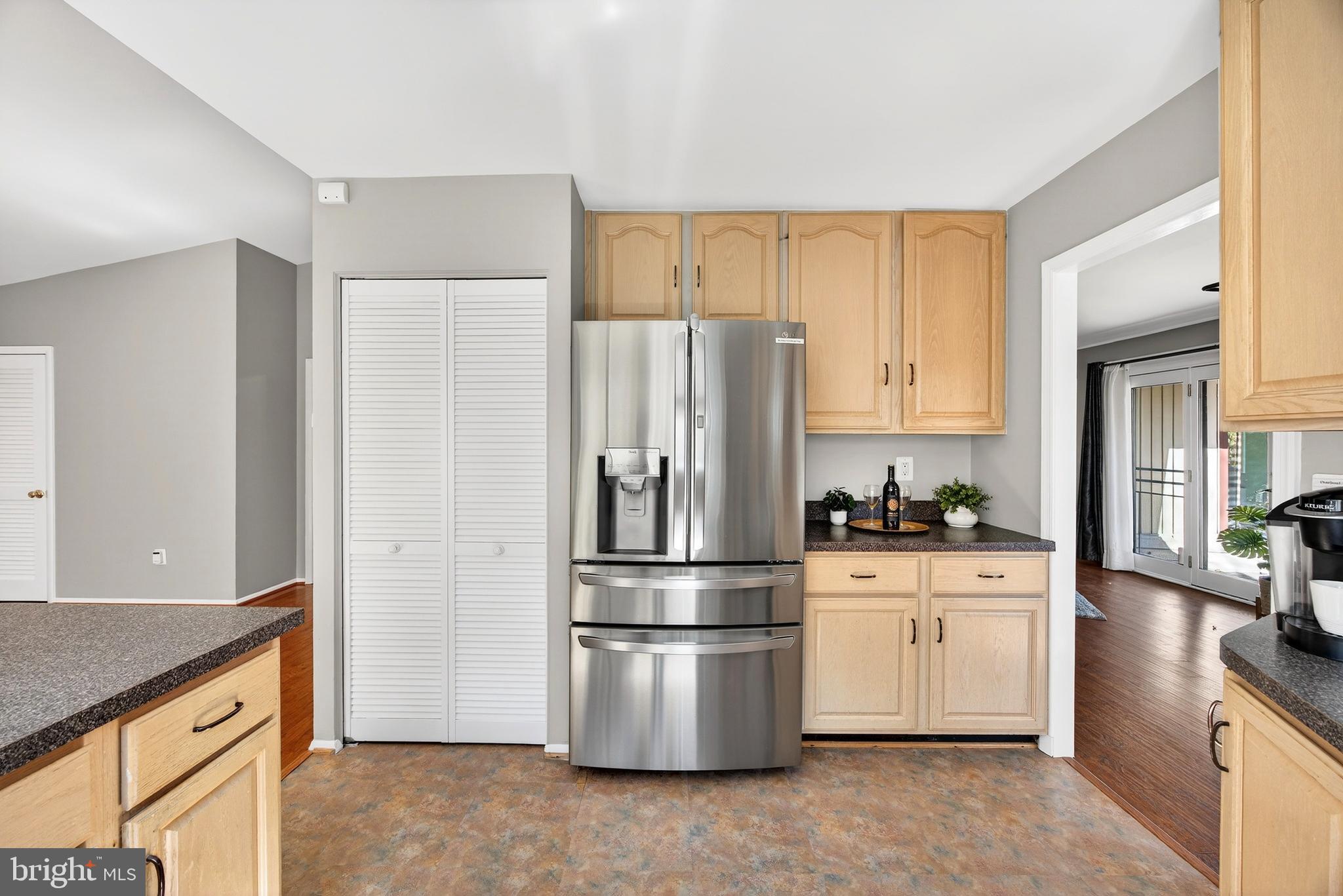 LONG REACH - Residential