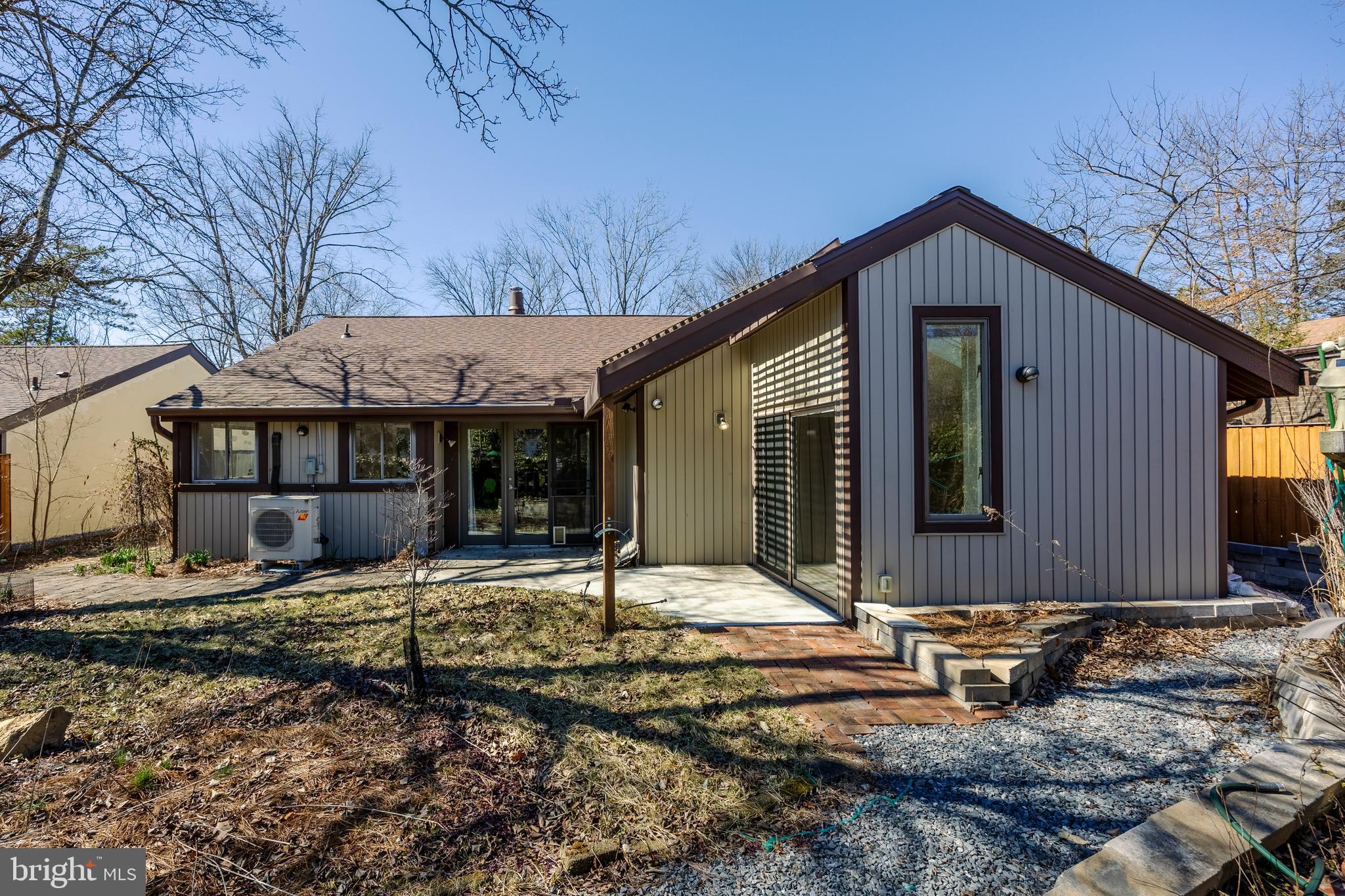 LONG REACH - Residential