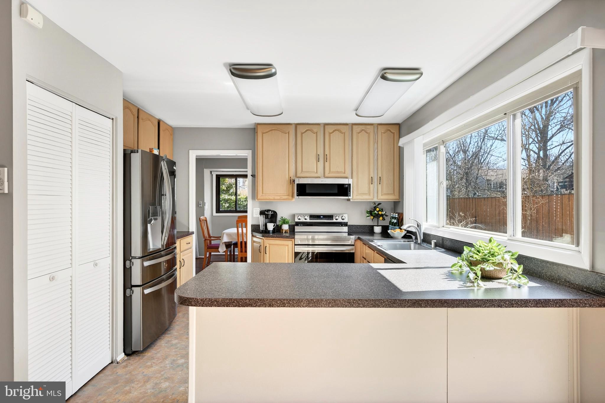 LONG REACH - Residential