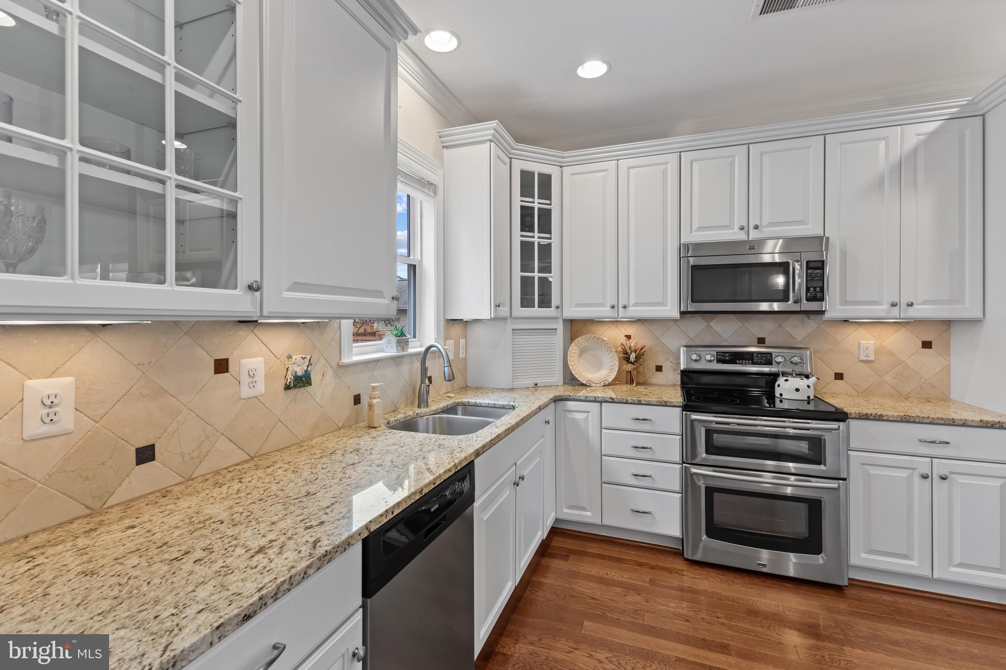 GIBSONS GRANT - Residential