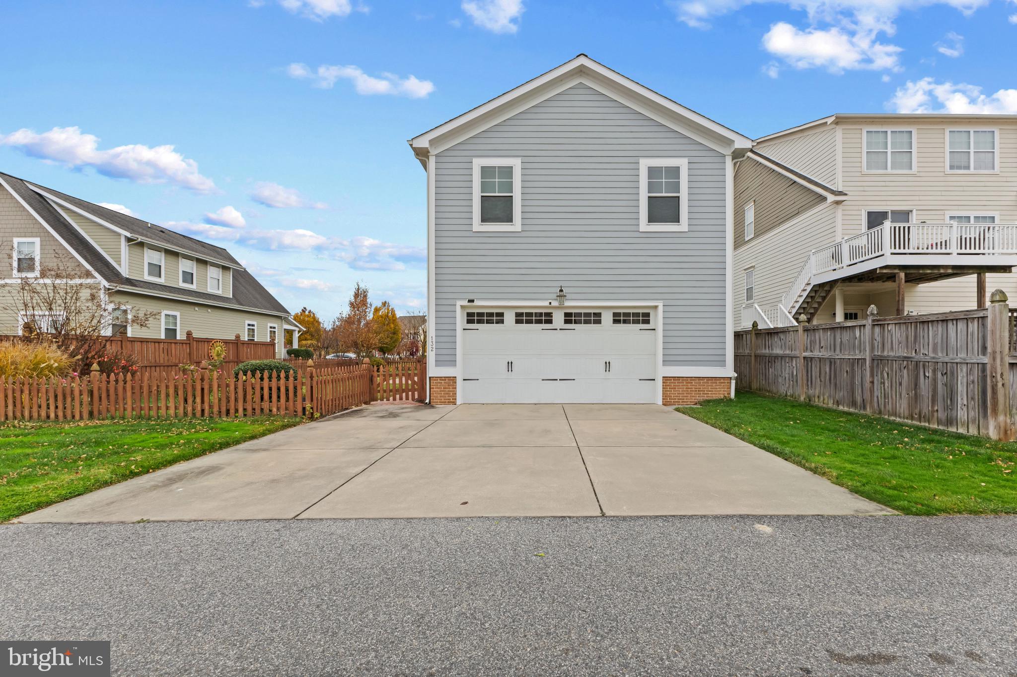 GIBSONS GRANT - Residential